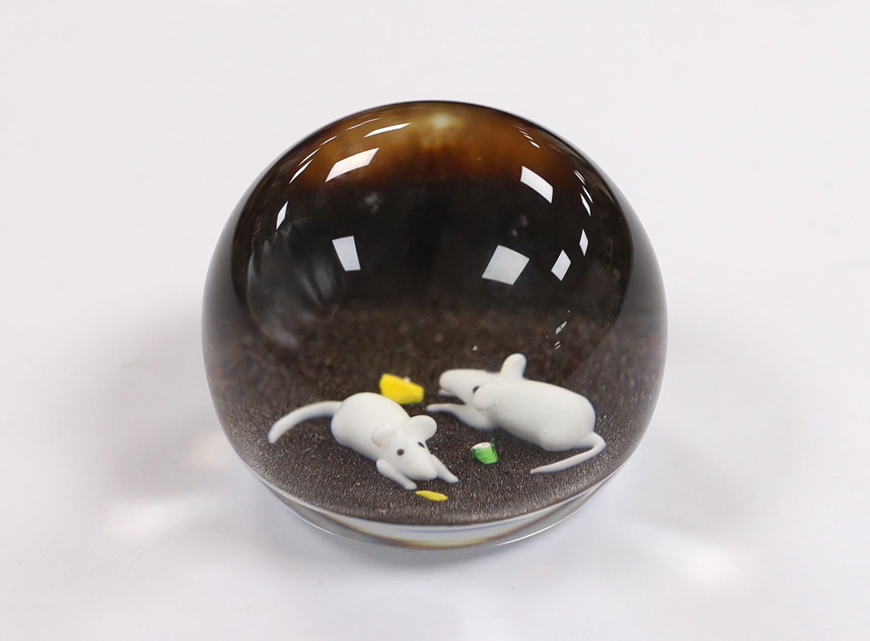 A Paul Ysart ‘mice with cheese’ paperweight, 6.5cm base diameter